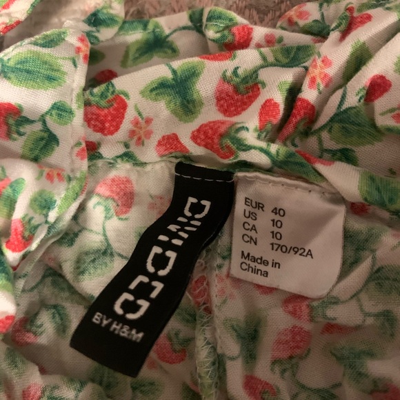 Strawberry H&M Dress - Picture 2 of 2